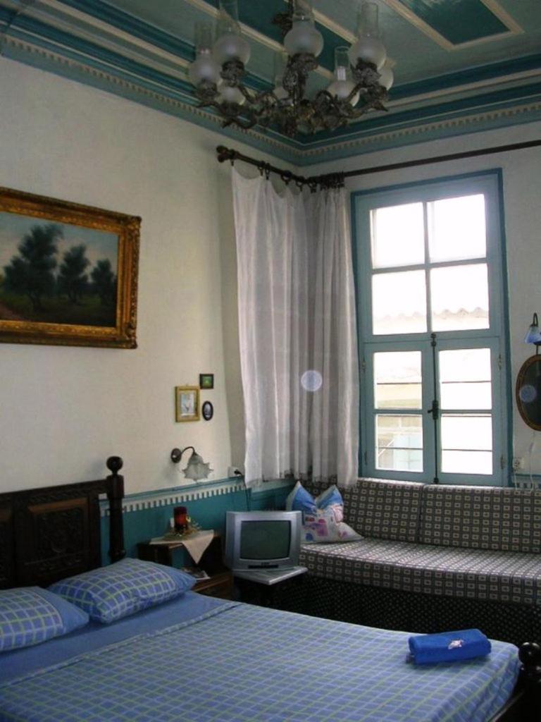 Pension Lena Chrissi Akti Chania Exterior foto